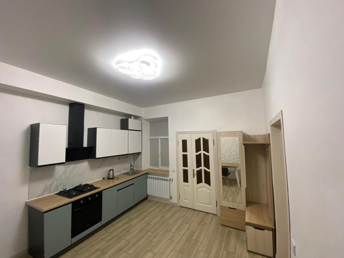 Vodna White Apartment Lviv Luaran gambar